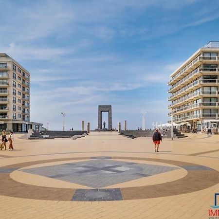 Appartement 303 Place Leopold 1Er A La Panne A 100M De La Plage Bagian luar foto